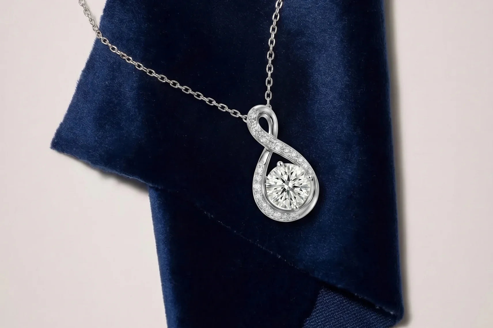 Minimalist jewelry that makes a statement